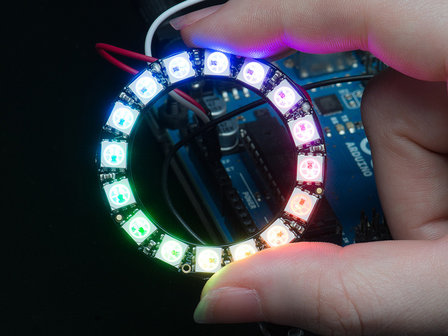 NeoPixel RGB Ring  - 16   van Adafruit 1463