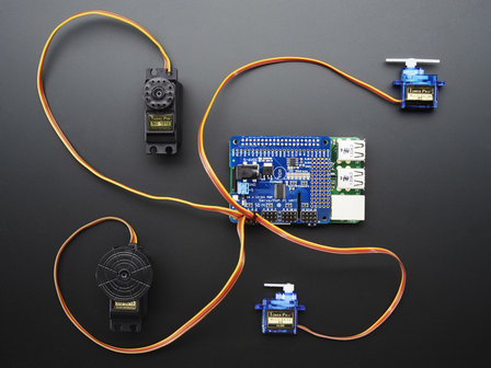 16-kanaals PWM / Servo voor Raspberry Pi van Adafruit 2327