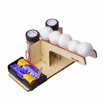 DIY Foam Ball Launcher STEM Kit &ndash; Foam Bal Schieter Bouwpakket