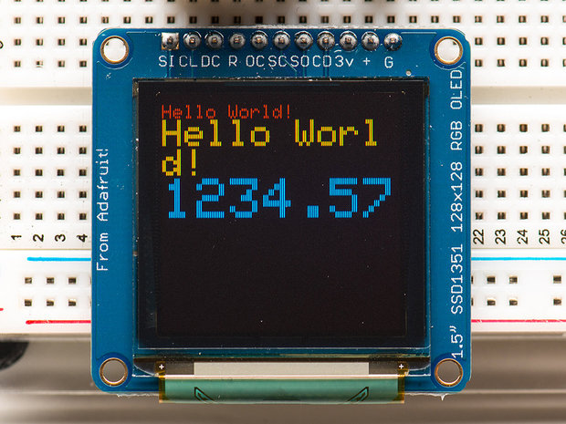 OLED 16-bit Color 1.5 inch met microSD holder van Adafruit 1431