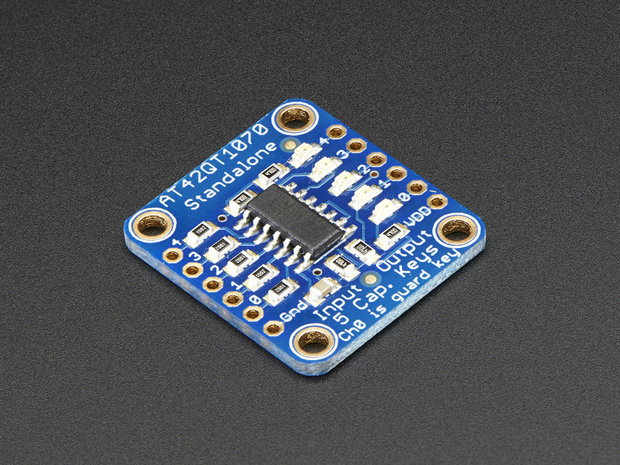 Standalone 5-Pad Capacitive Touch Sensor Breakout - AT42QT1070 Adafruit 1362