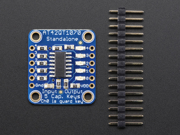 Standalone 5-Pad Capacitive Touch Sensor Breakout - AT42QT1070 Adafruit 1362